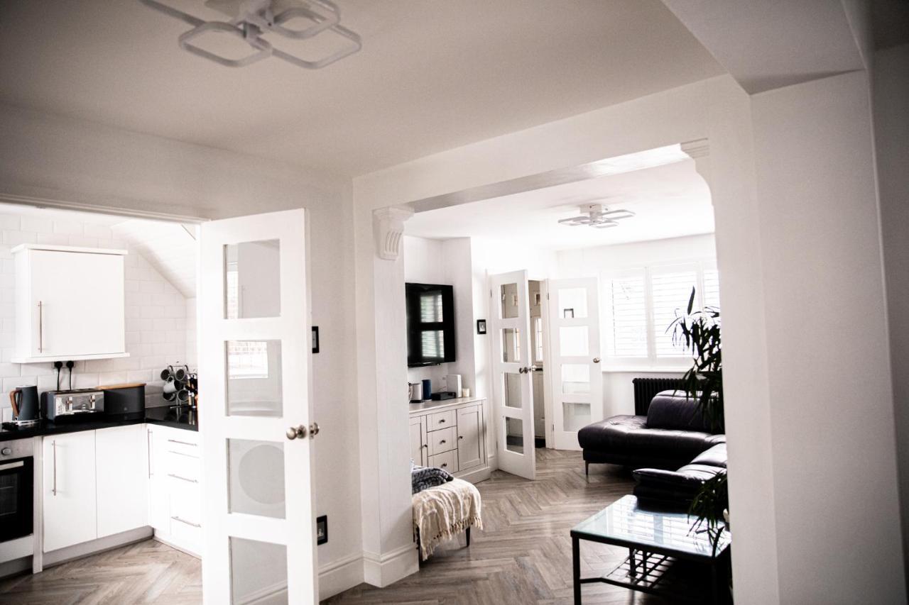 Inviting 3-Bed House In Manchester Bagian luar foto
